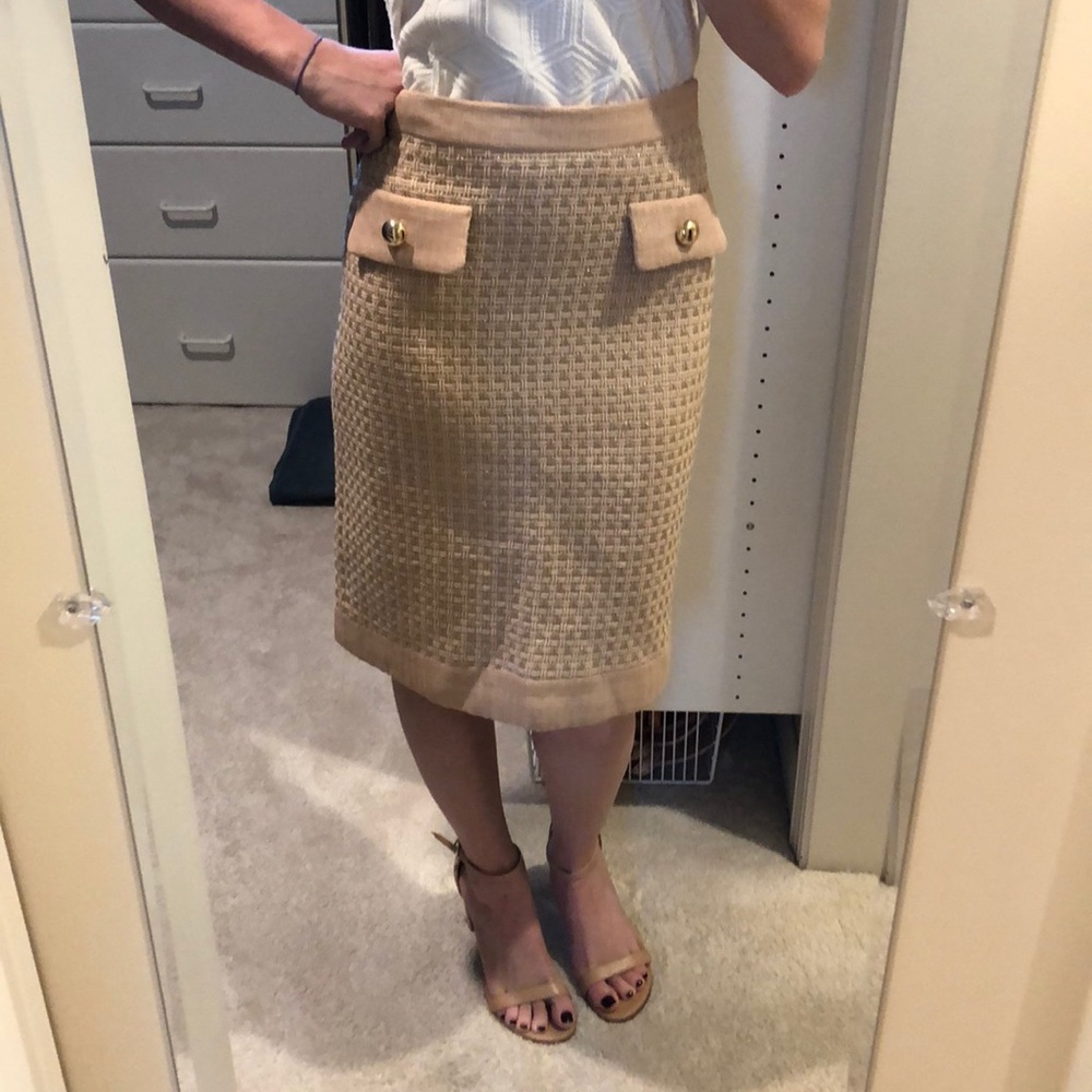 Milky tweed pencil- size 4